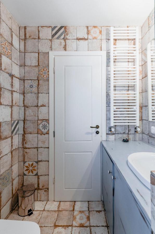 Comfortable 2 Bd Apartment Close To Athens Archeological Museum Kültér fotó
